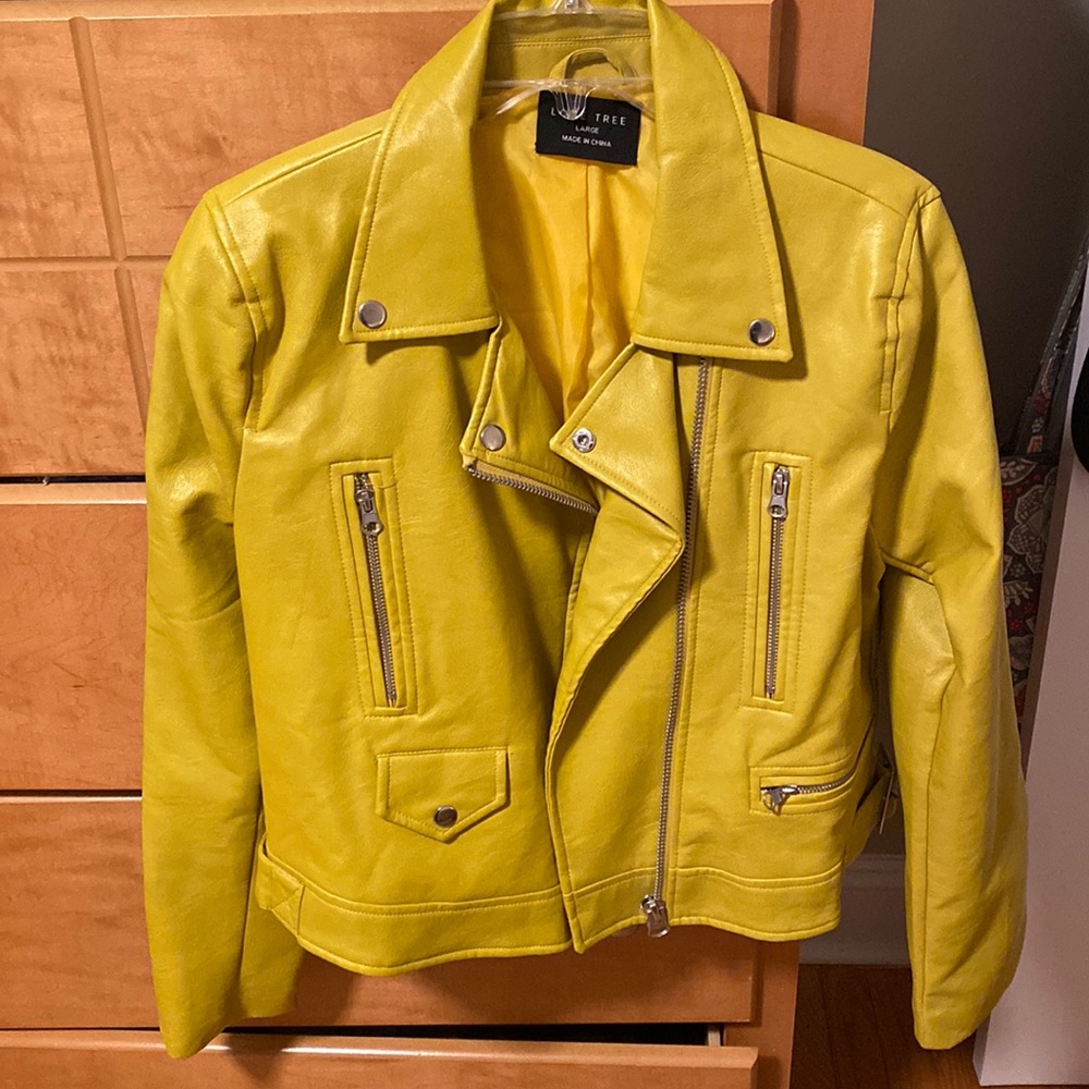 Yellow Pleather Jacket! 🤩
